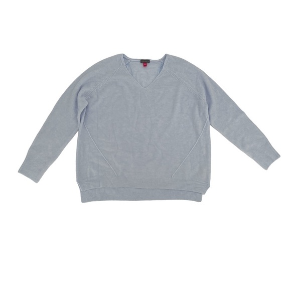 NWT Vince Camuto Blue V-Neck Sweater Size Medium Women’s - Picture 1 of 5